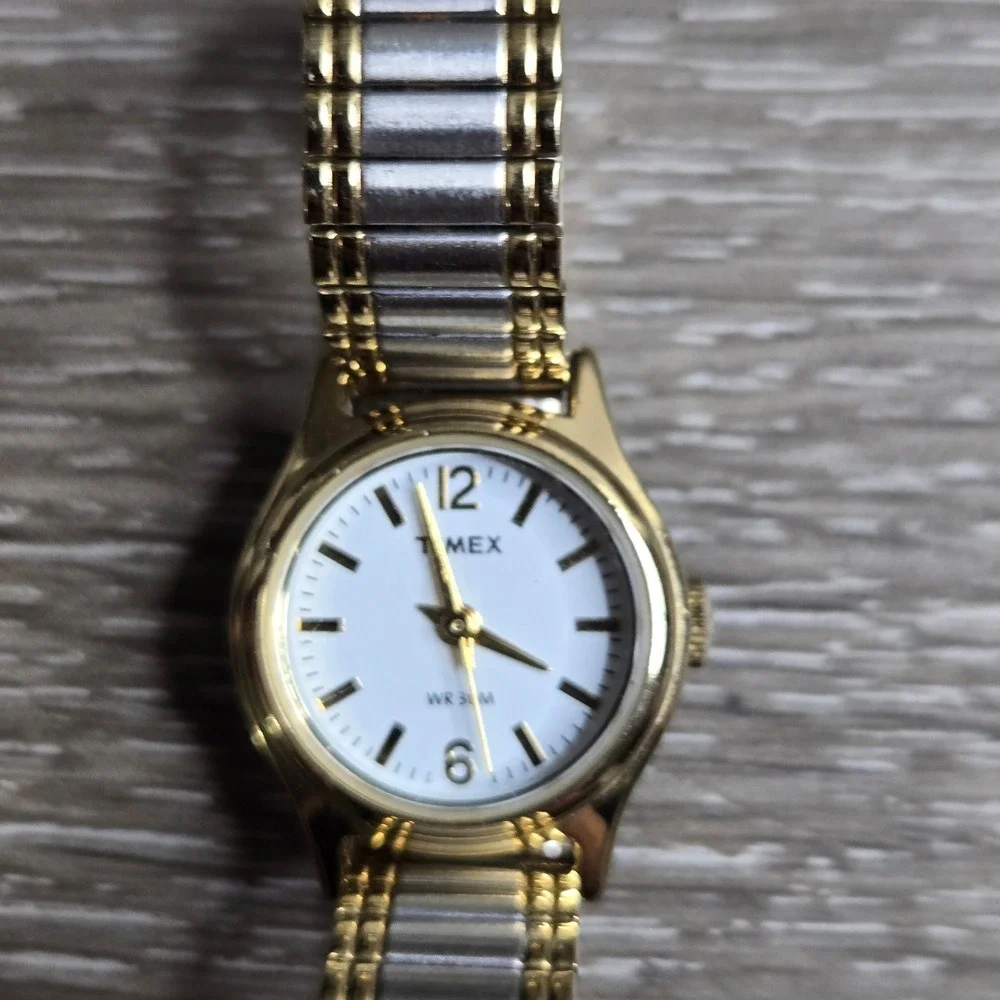 Timex Women's Two Tone Expansion Band Watch White Dial WR 30M Gold Silver Tone